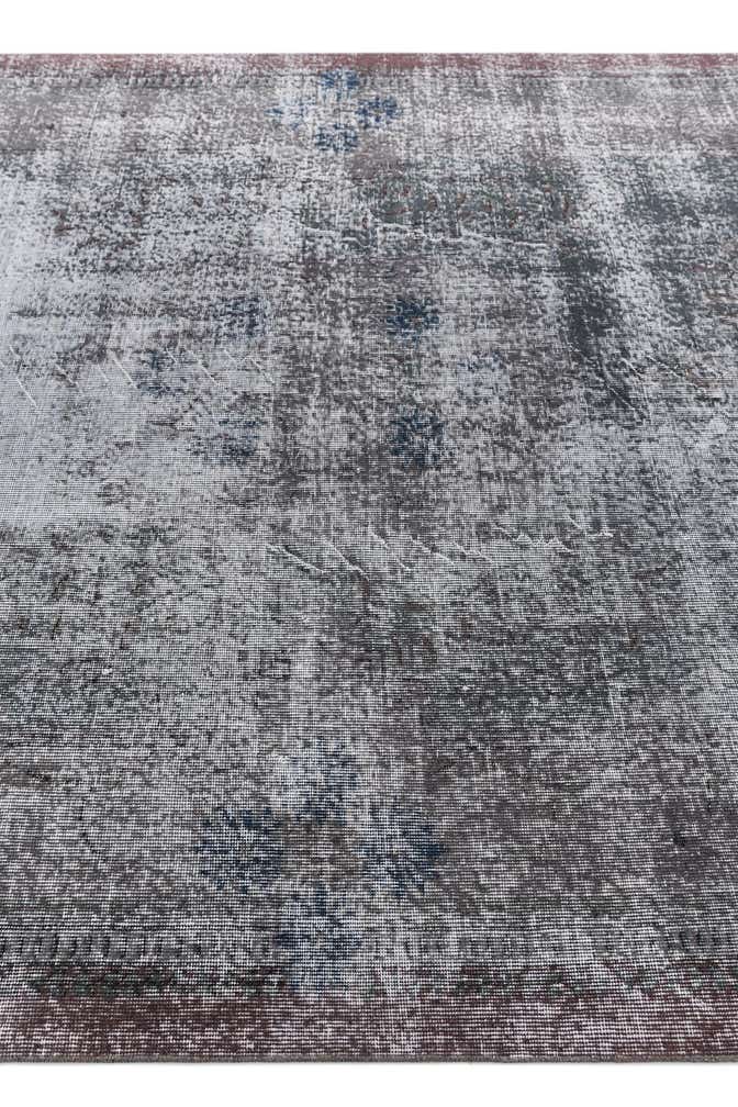 6' 7 x 10' Ultra Vintage Wool Runner Rug