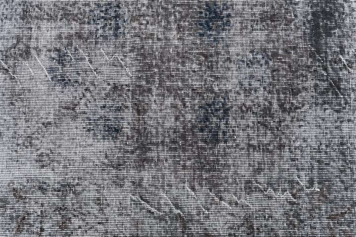 6' 7 x 10' Ultra Vintage Wool Runner Rug