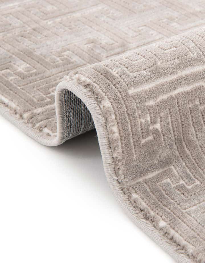 2' 2 x 6' Uptown Park Avenue Runner Rug