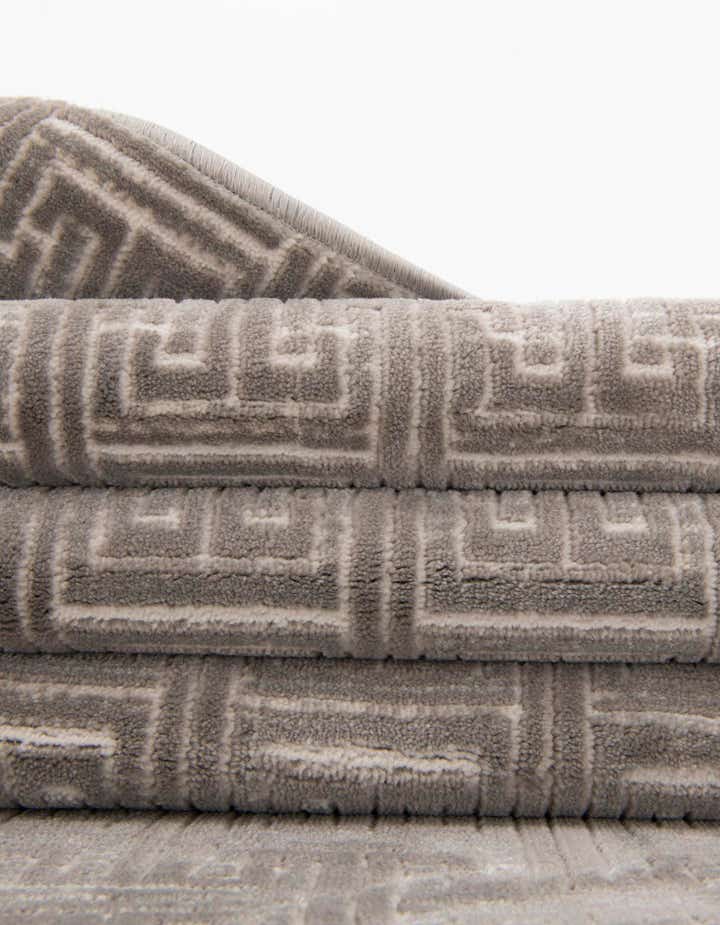 2' 2 x 6' Uptown Park Avenue Runner Rug