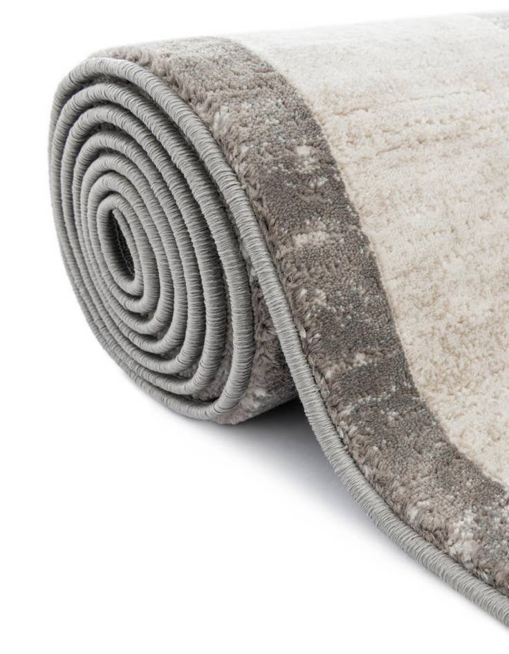 Detail image of Jill Zarin 2' 7 x 14' Uptown Yorkville Runner Rug