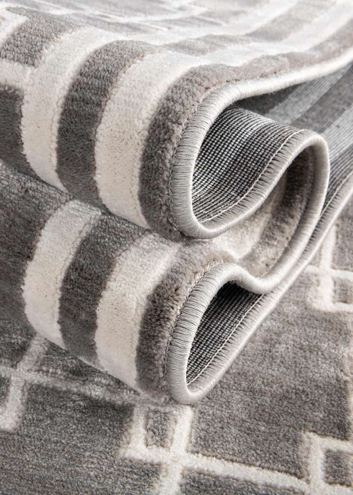 Jill Zarin 2' 7 x 12' Metropolitan Uptown Runner Rug