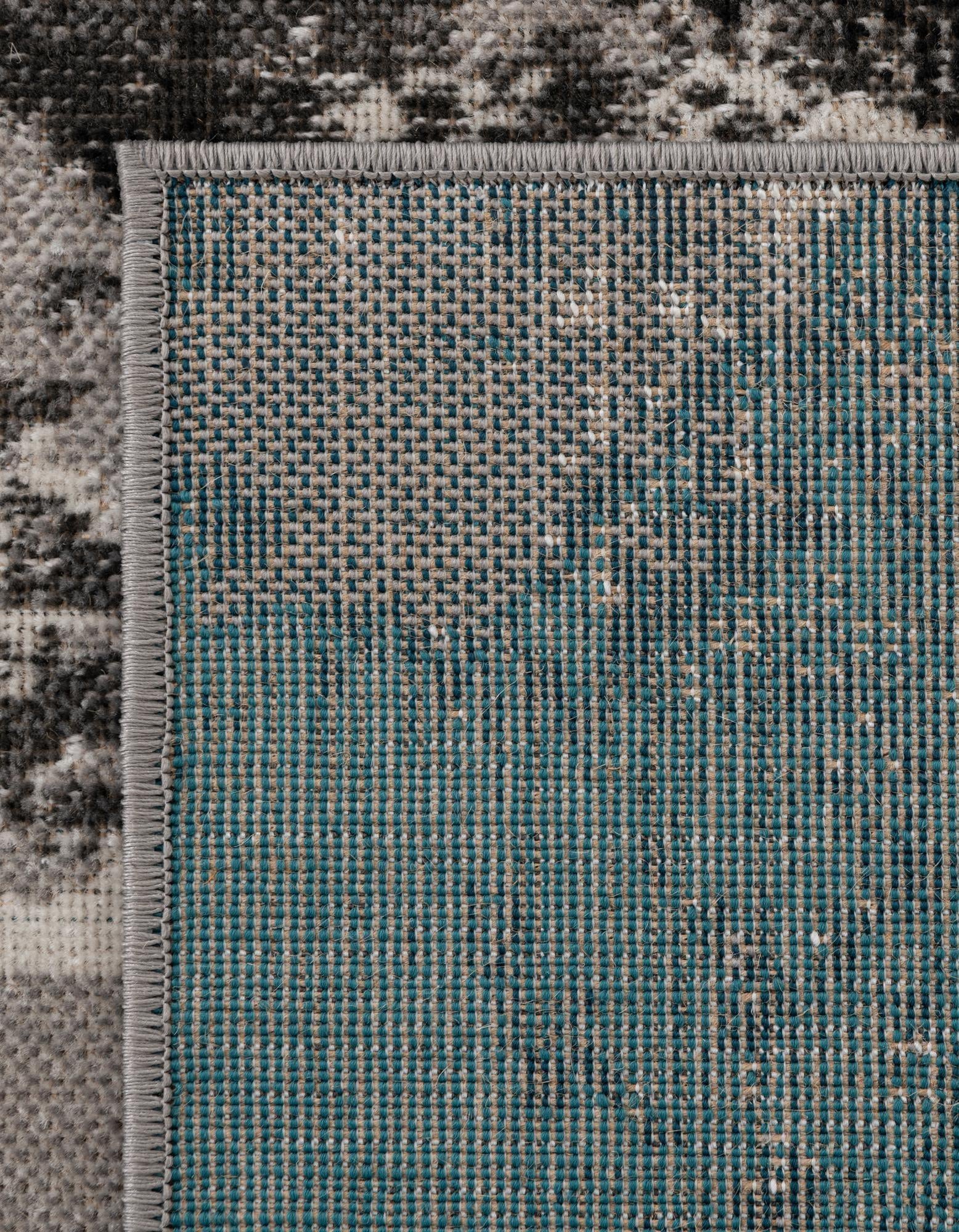 2' 7 x 10' Valencia Runner Rug