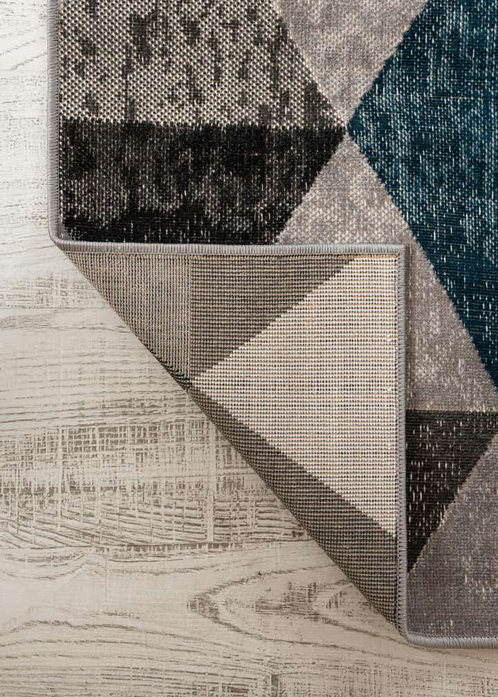 2' x 6' Valencia Runner Rug