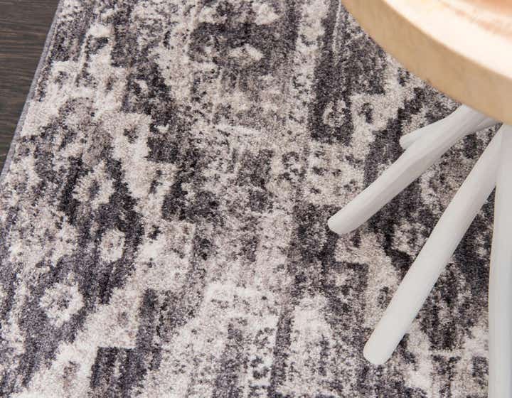 2' 7 x 8' 2 Vega Runner Rug