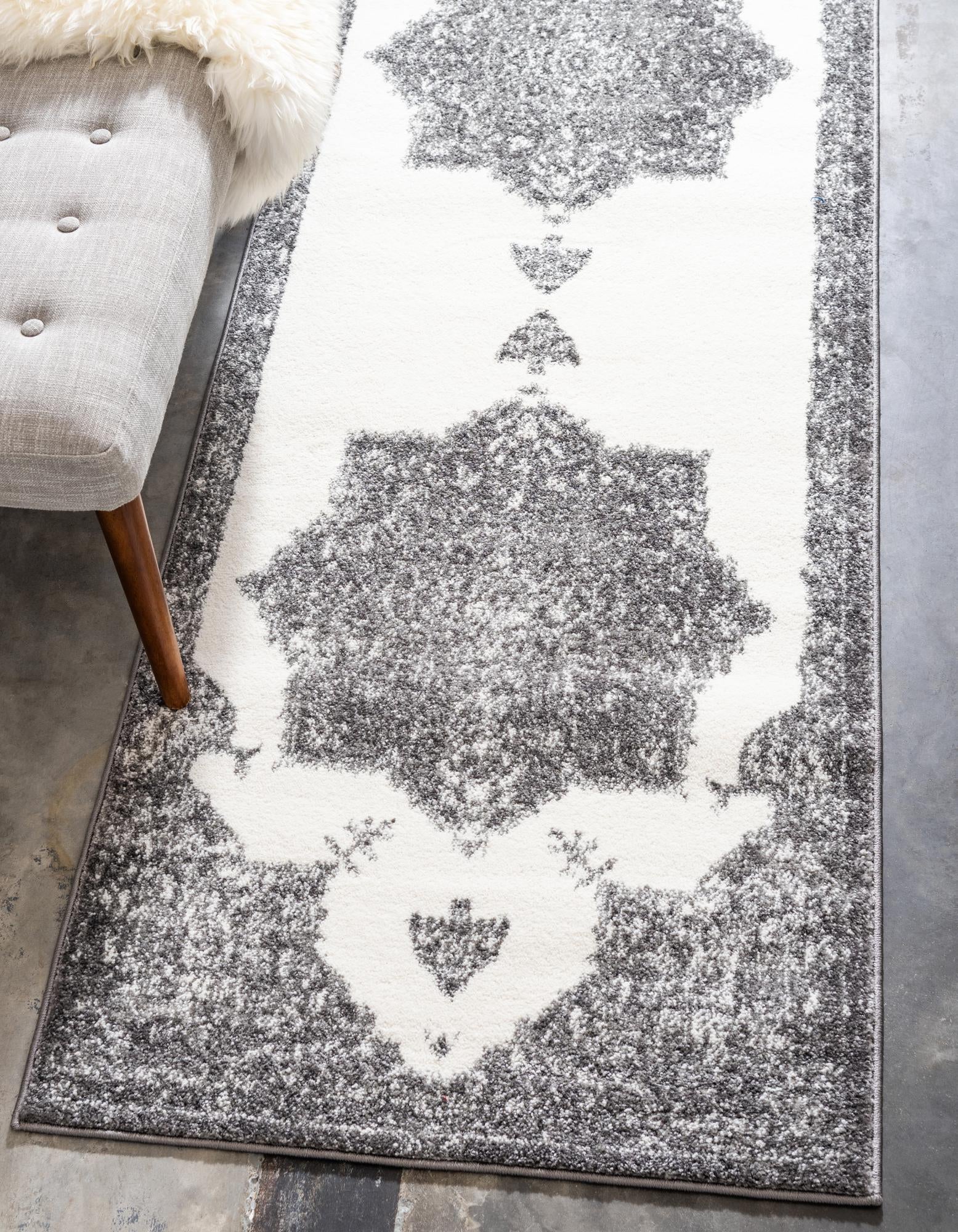 2' x 6' Venice Runner Rug