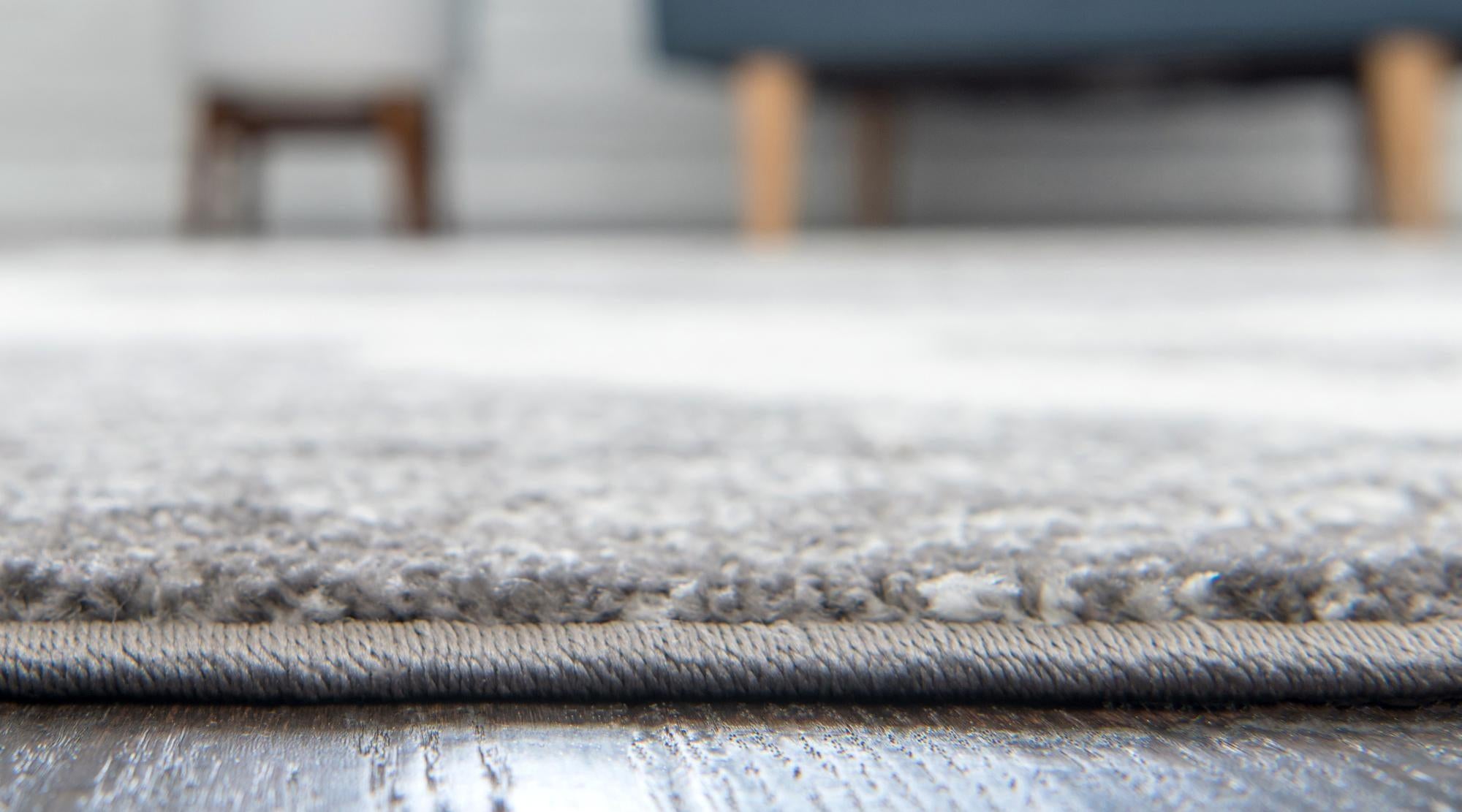 2' x 6' Venice Runner Rug