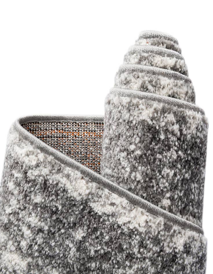 Detail image of 2' x 6' Venice Runner Rug