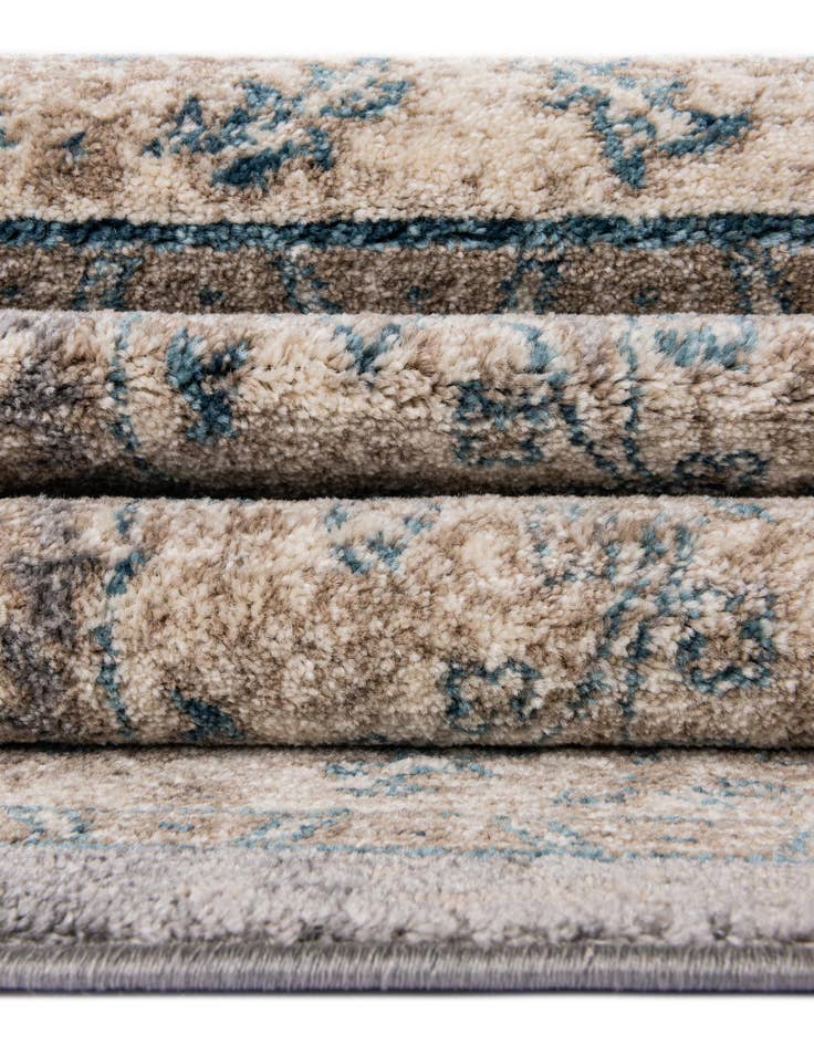 Detail image of 2' x 6' Viola Runner Rug