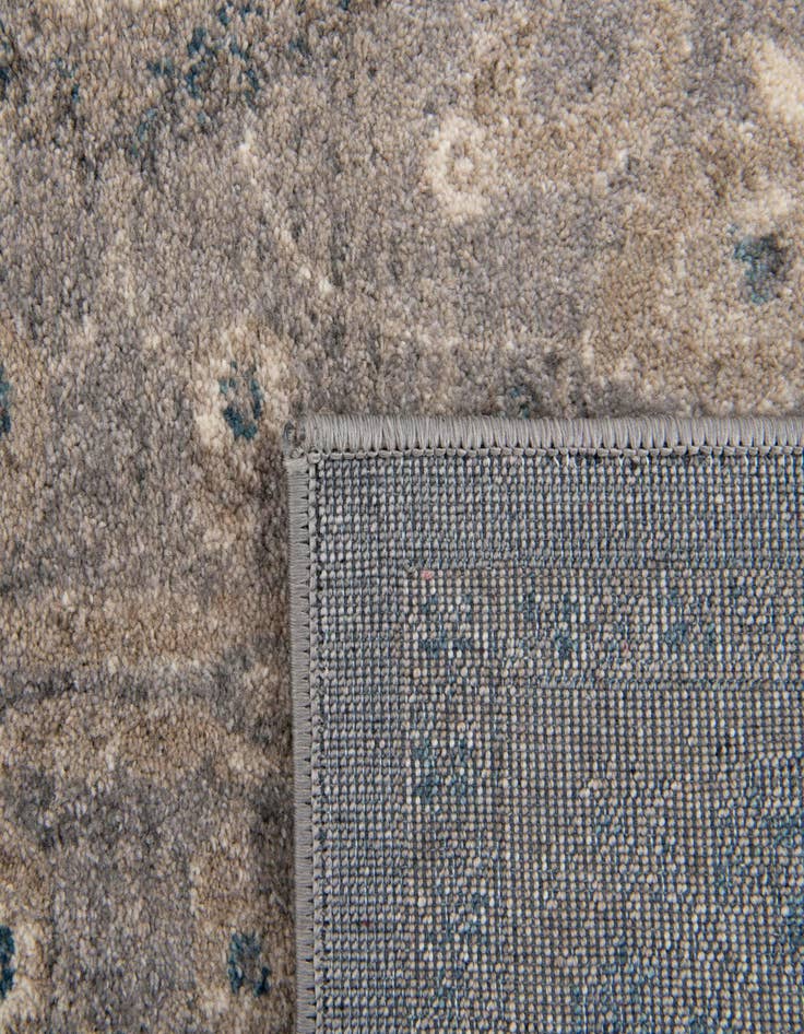 Detail image of 2' x 6' Viola Runner Rug