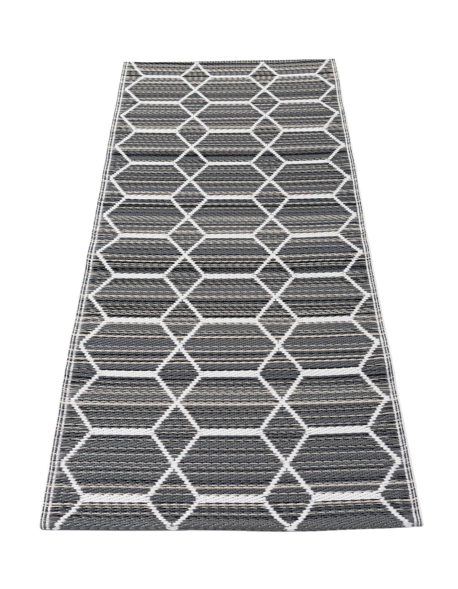 2' x 6' 2 Easy-Clean Vista Breeze Indoor / Outdoor Runner Rug