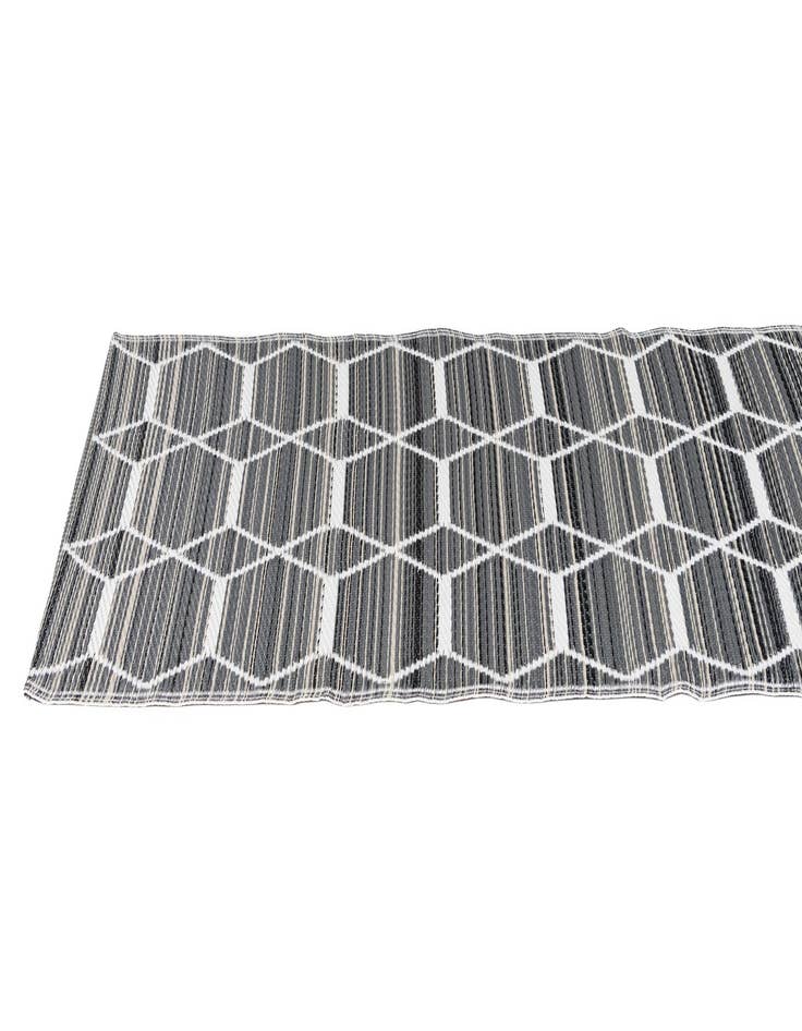 Detail image of 2' x 6' 2  Washable Vista Breeze Indoor / Outdoor Runner Rug