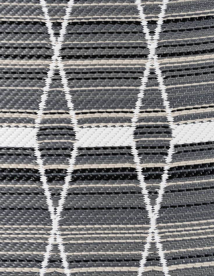 Detail image of 2' x 6' 2  Washable Vista Breeze Indoor / Outdoor Runner Rug