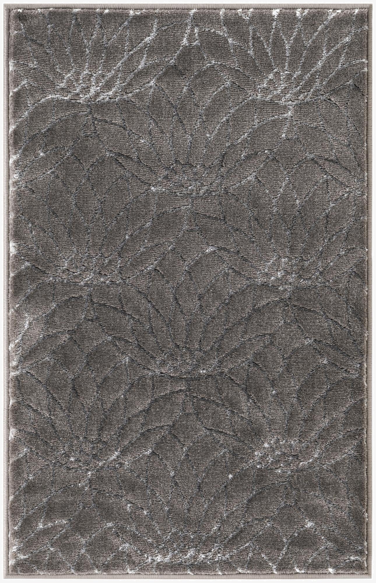 2' x 3'  Marilyn Monroe&trade; Glam Dahlia Rug