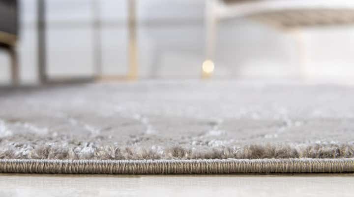 9' x 12' Marilyn Monroe™ Glam Dahlia Rug