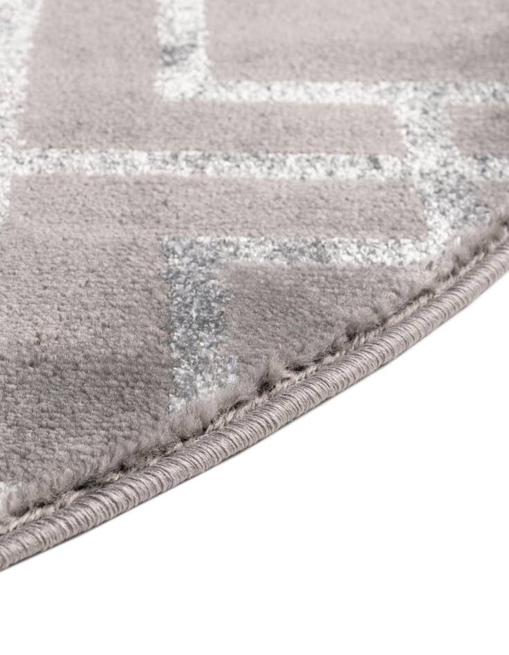 Detail image of 5' 3 x 5' 3 Marilyn Monroe™ Glam Deco Round Rug
