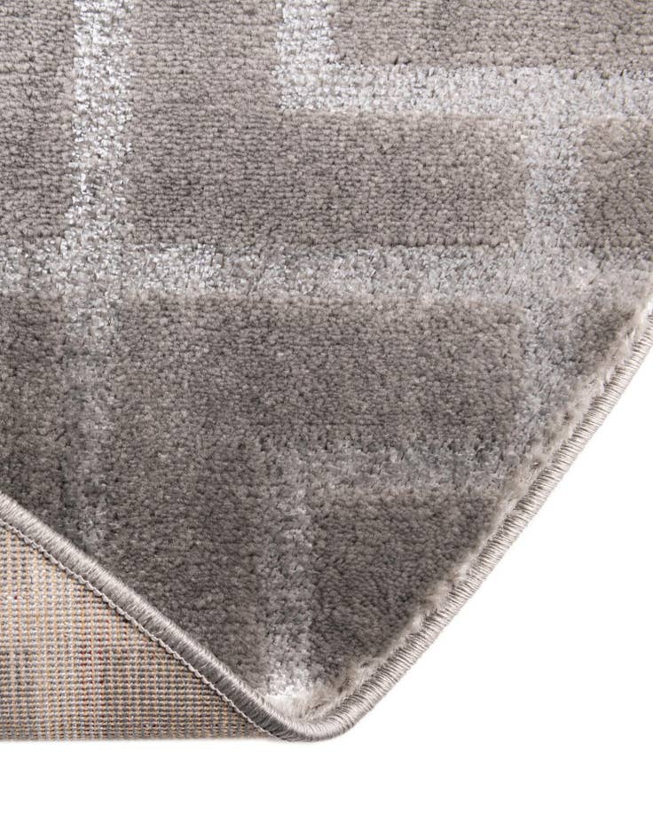Detail image of 5' 3 x 5' 3 Marilyn Monroe™ Glam Deco Round Rug