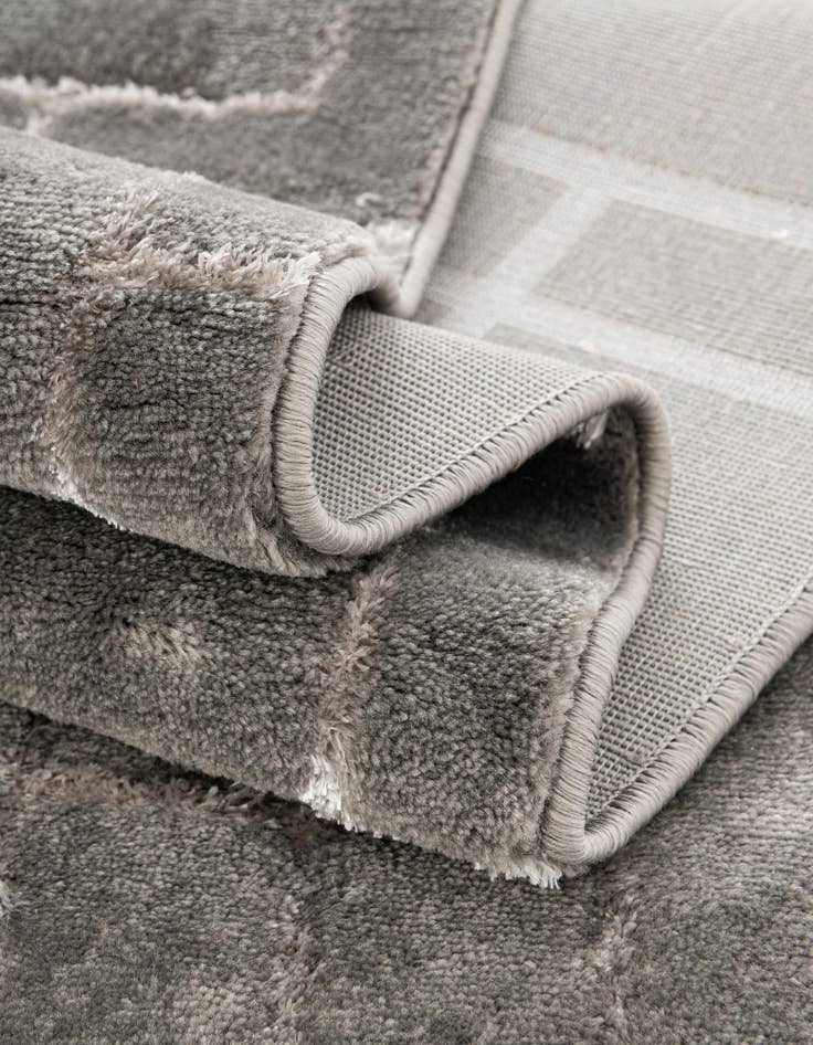 Detail image of 2' 7 x 12'  Marilyn Monroe&trade; Glam Deco Runner Rug