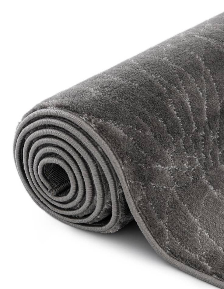 Detail image of 2' 7 x 12'  Marilyn Monroe&trade; Glam Dahlia Runner Rug