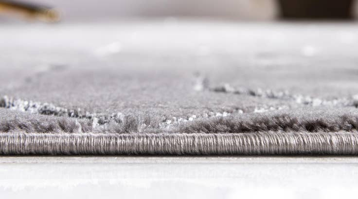 Detail image of 2' x 6' Marilyn Monroe™ Glam Trellis Runner Rug
