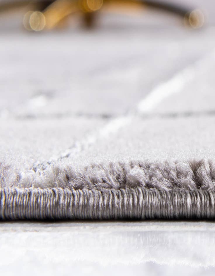 Detail image of 7' 10 x 7' 10  Marilyn Monroe&trade; Glam Deco Square Rug