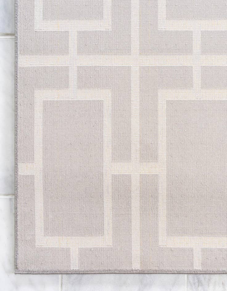 Detail image of 7' 10 x 7' 10  Marilyn Monroe&trade; Glam Deco Square Rug