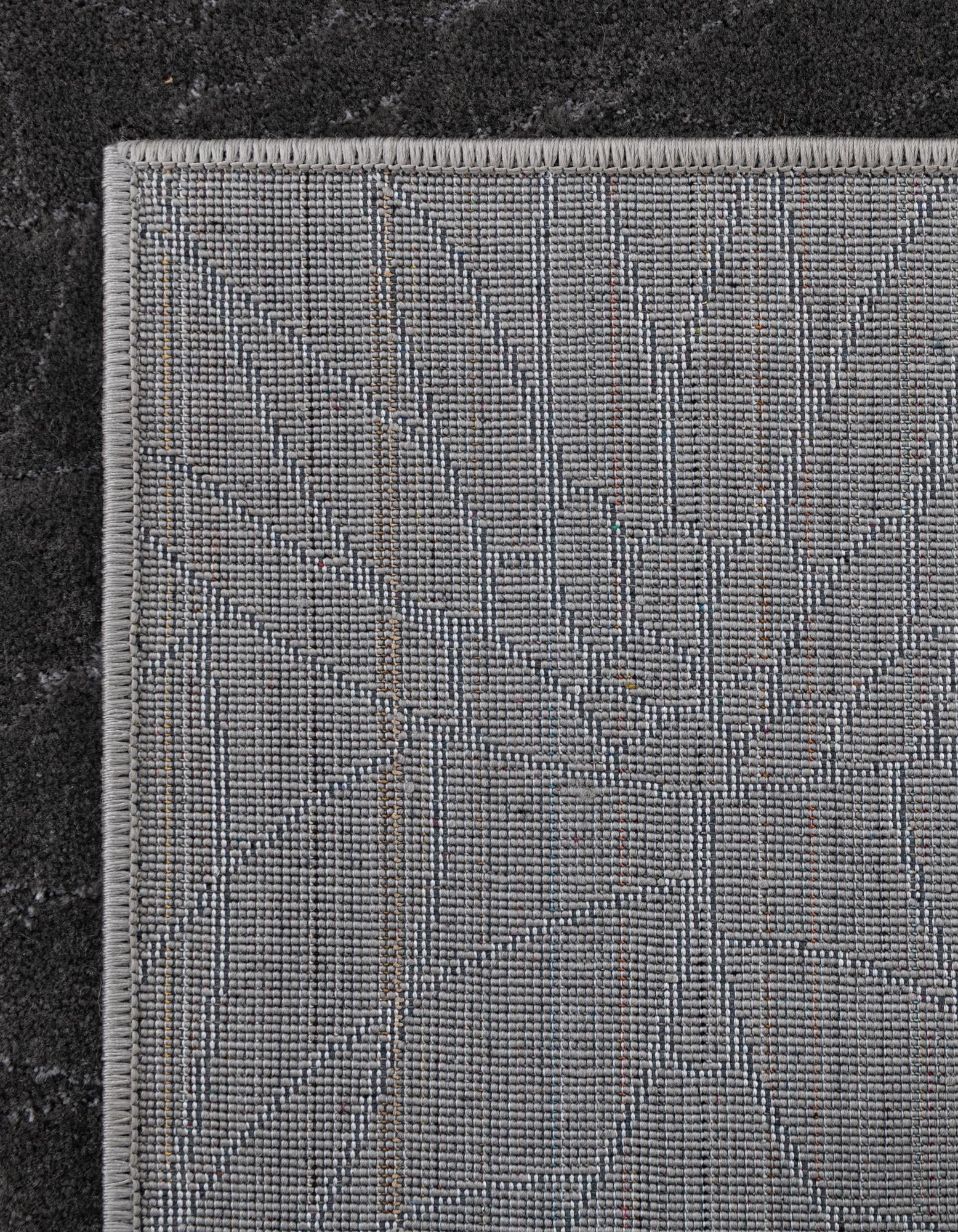 7' 10 x 7' 10 Marilyn Monroe™ Glam Dahlia Square Rug
