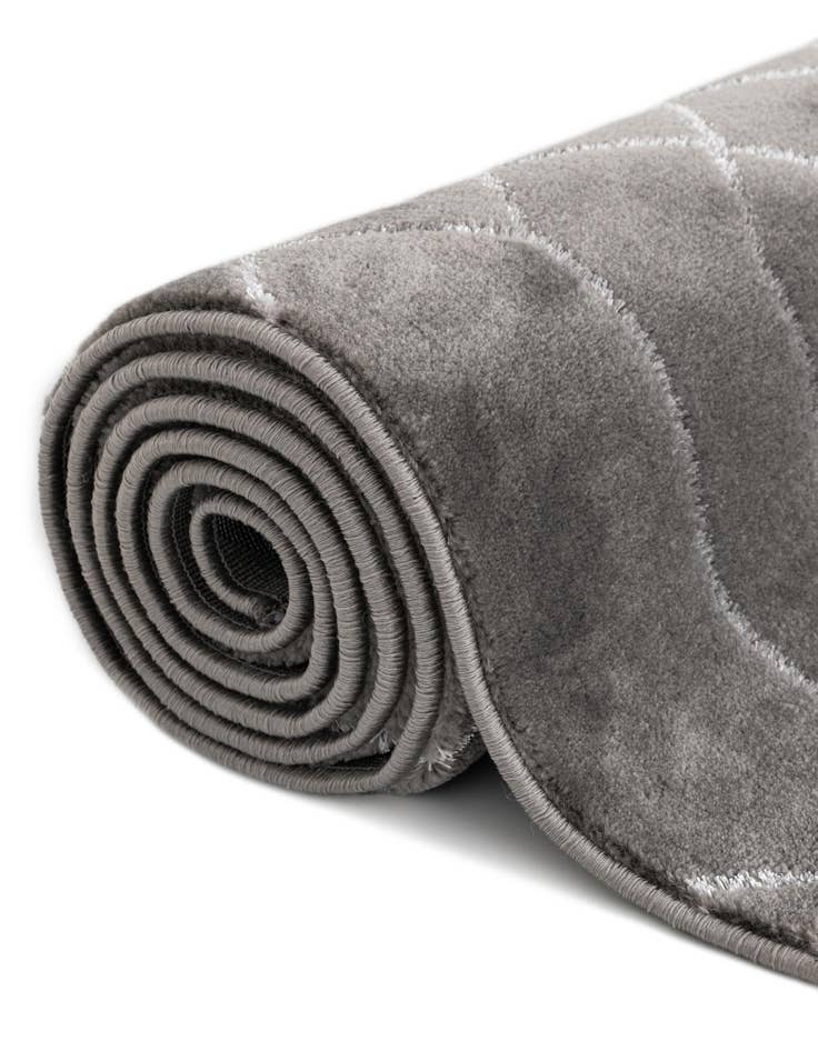 Detail image of 7' 10 x 7' 10  Marilyn Monroe&trade; Glam Trellis Square Rug