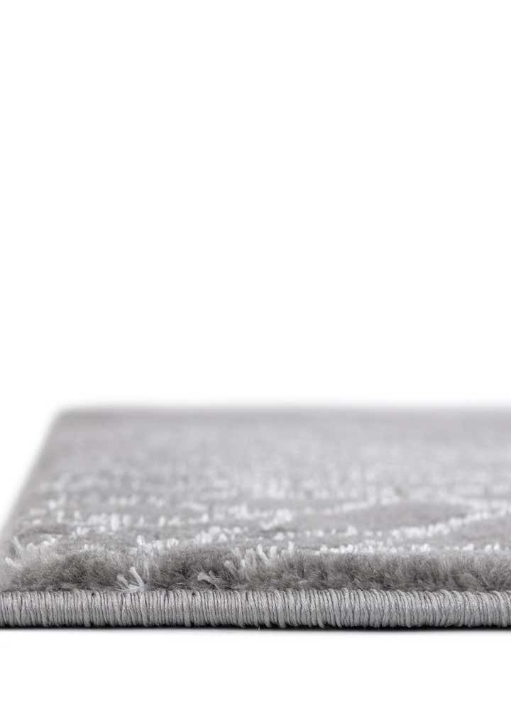 7' 10 x 7' 10 Marilyn Monroe™ Glam Dahlia Square Rug