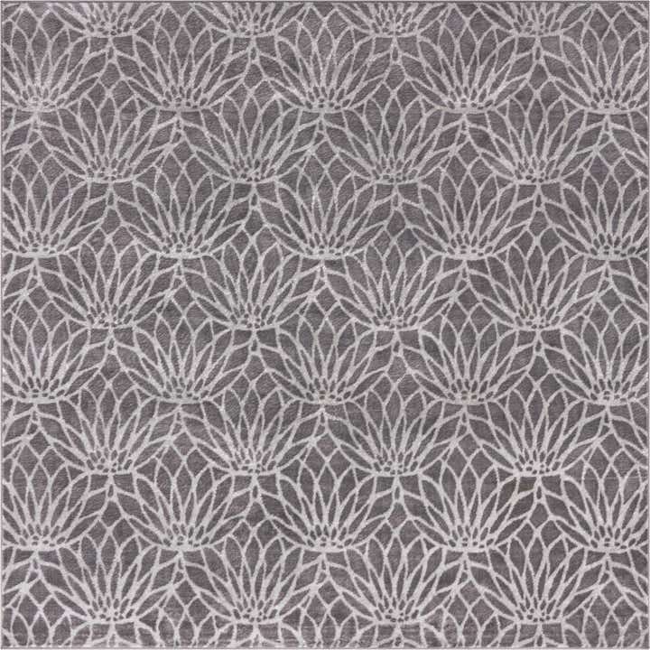 7' 10 x 7' 10 Marilyn Monroe™ Glam Dahlia Square Rug