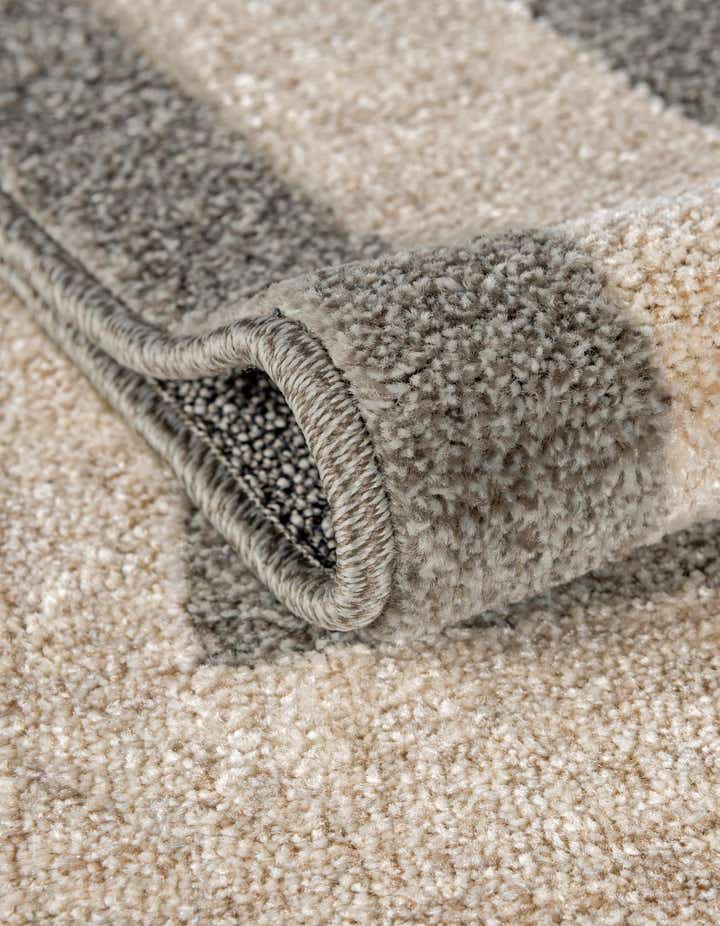 7' 10 x 7' 10 Angelica Square Rug
