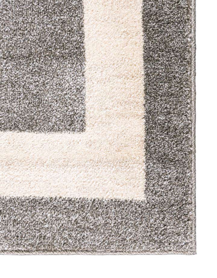 7' 10 x 7' 10 Angelica Square Rug