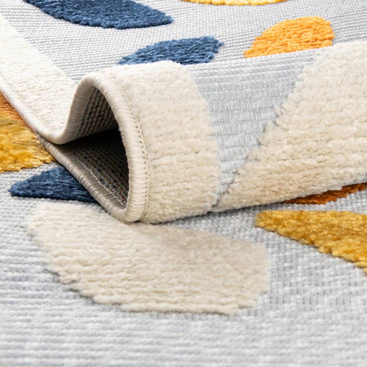 Detail image of 7' 10 x 7' 10 Easy-Clean Aruba Indoor / Outdoor Square Rug