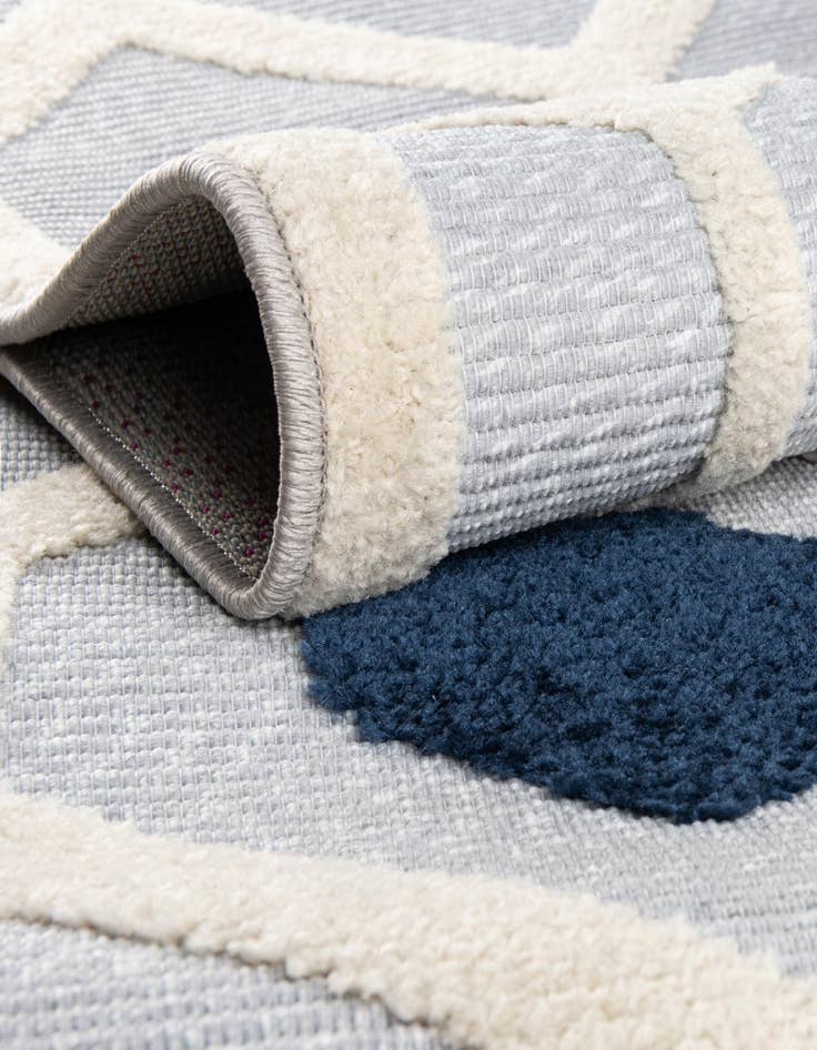 Detail image of 5' 3 x 5' 3  Washable Aruba Indoor / Outdoor Square Rug