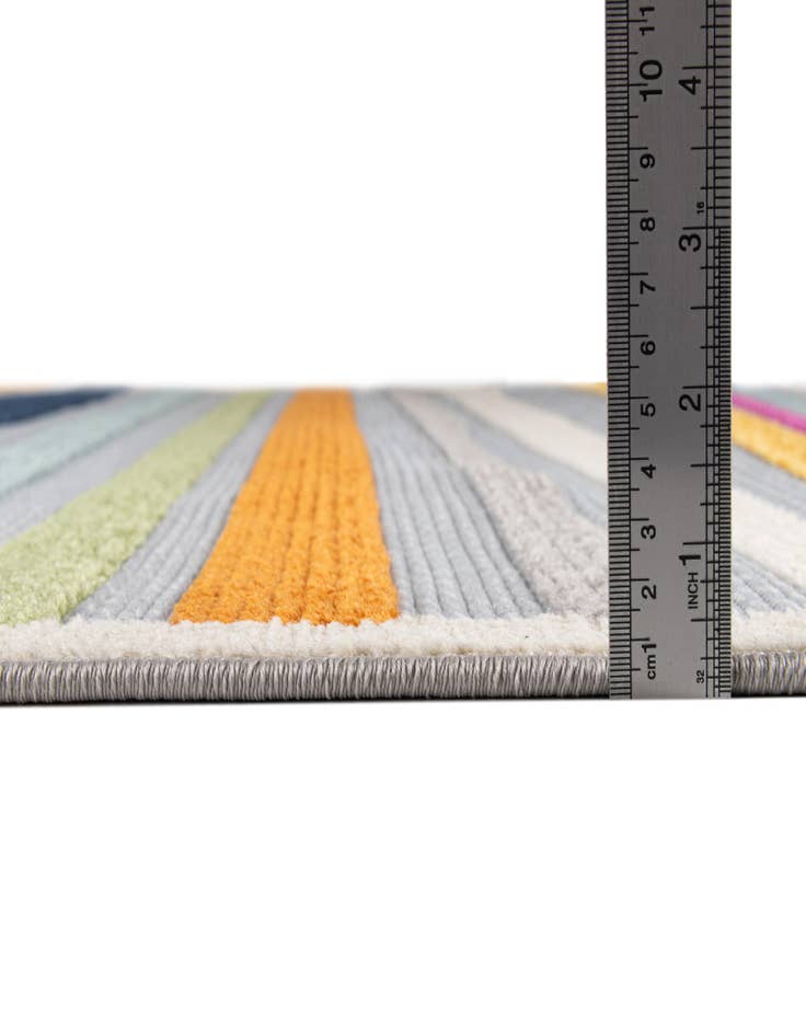 Detail image of 5' 3 x 5' 3 Easy-Clean Aruba Indoor / Outdoor Square Rug