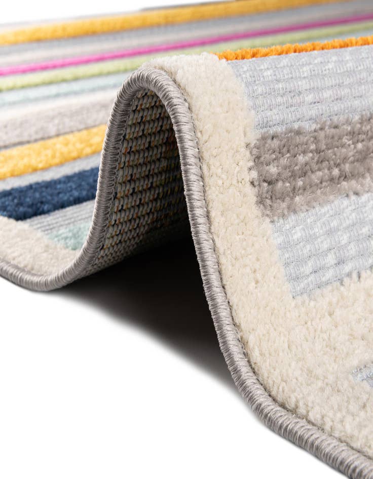 Detail image of 5' 3 x 5' 3 Easy-Clean Aruba Indoor / Outdoor Square Rug