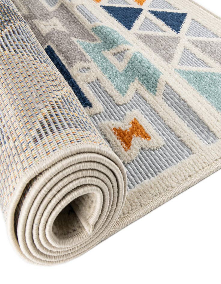 Detail image of 5' 3 x 5' 3 Easy-Clean Aruba Indoor / Outdoor Square Rug