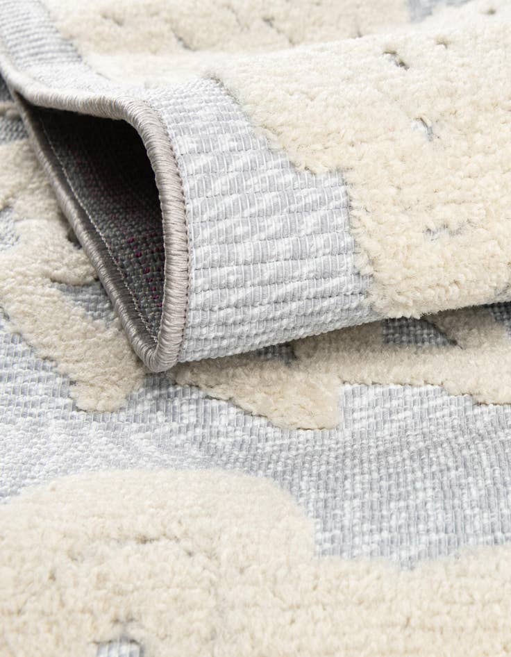 Detail image of 7' 10 x 7' 10 Easy-Clean Aruba Indoor / Outdoor Square Rug