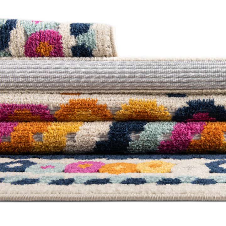 5' 3 x 5' 3 Easy-Clean Aruba Indoor / Outdoor Square Rug