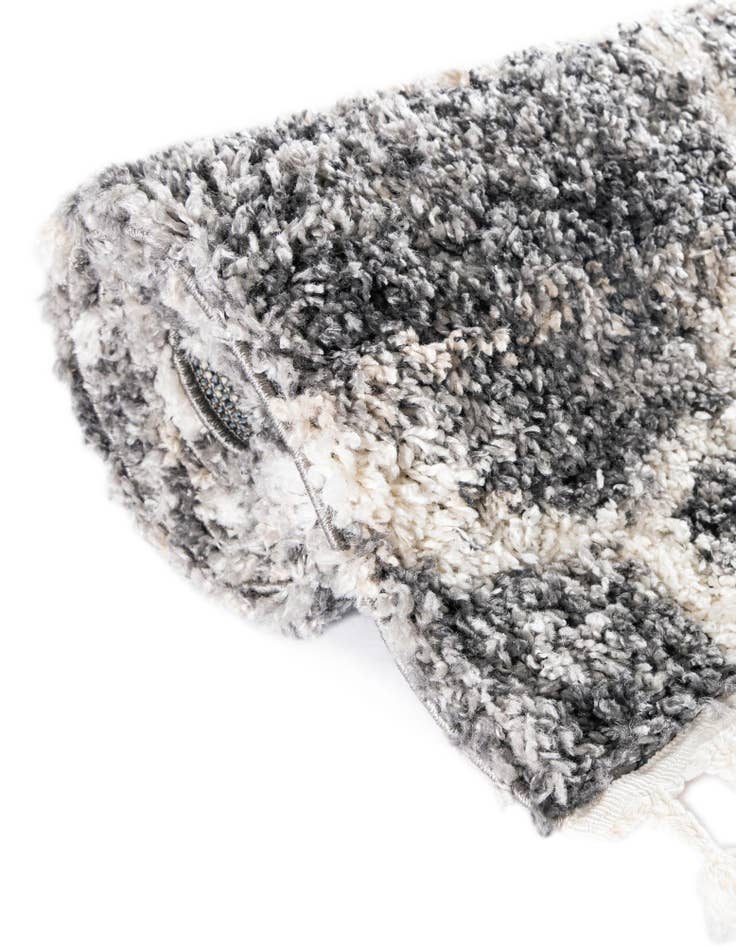 Detail image of 8' x 8' Athena Shag Square Rug