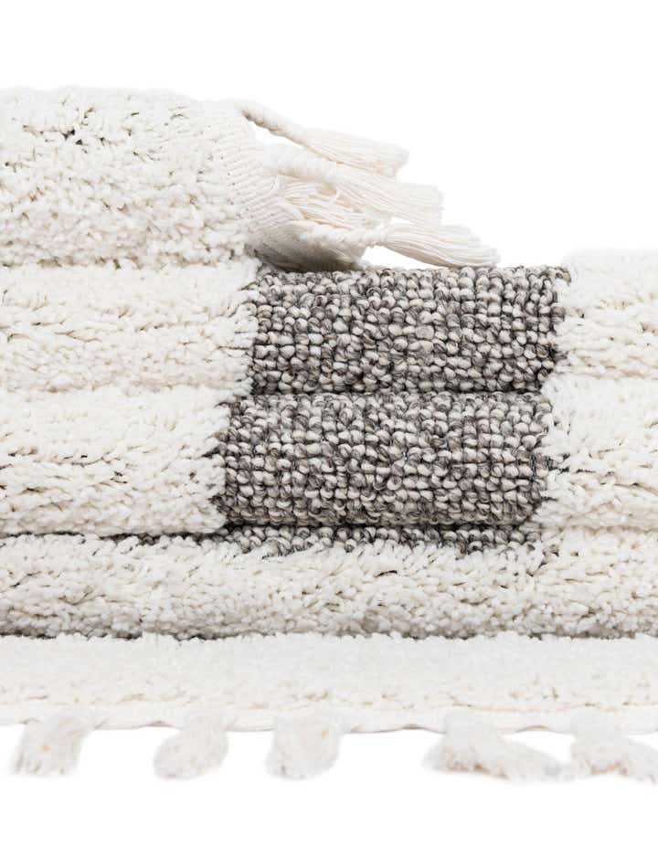 7' 10 x 7' 10 Boho Square Rug