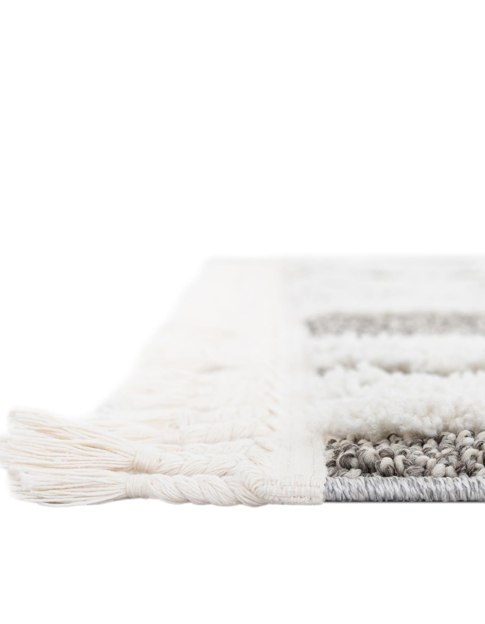 7' 10 x 7' 10 Boho Square Rug