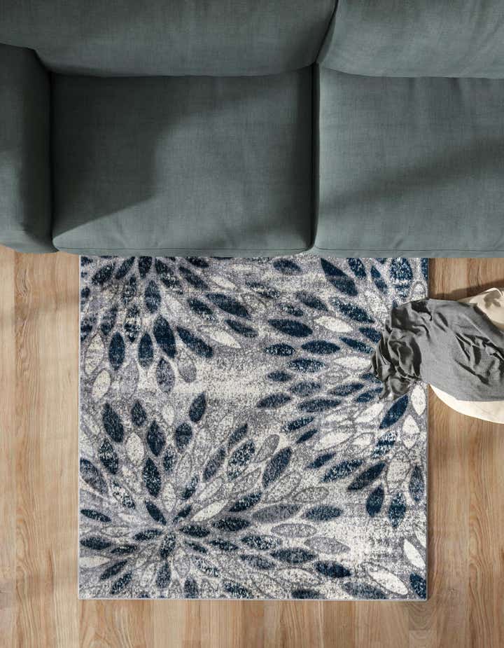 3' 3 x 3' 3 Charleston Square Rug