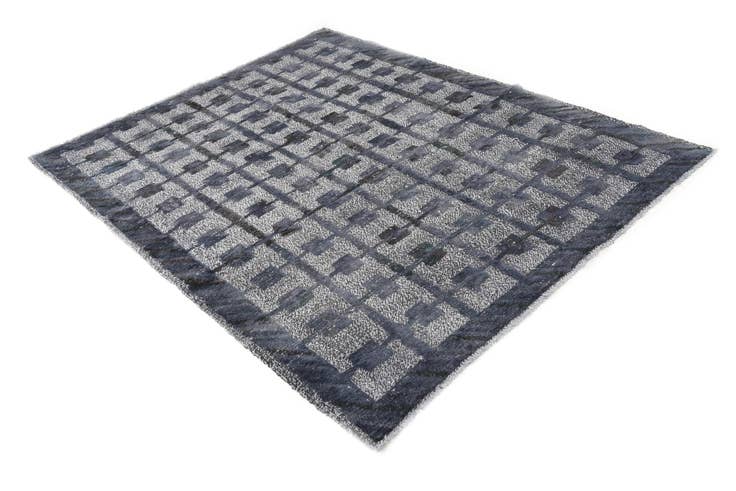 Detail image of 5' 1 x 6' 7 Hand Knotted Darya Wool Square Rug