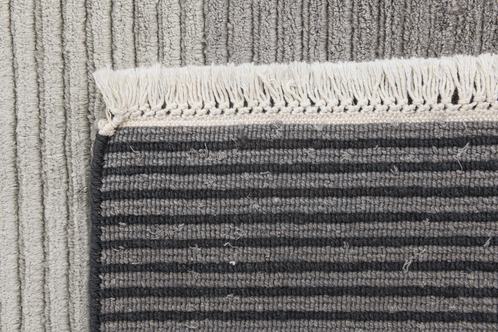 4' 11 x 5' 1 Hand Knotted Darya Wool Square Rug