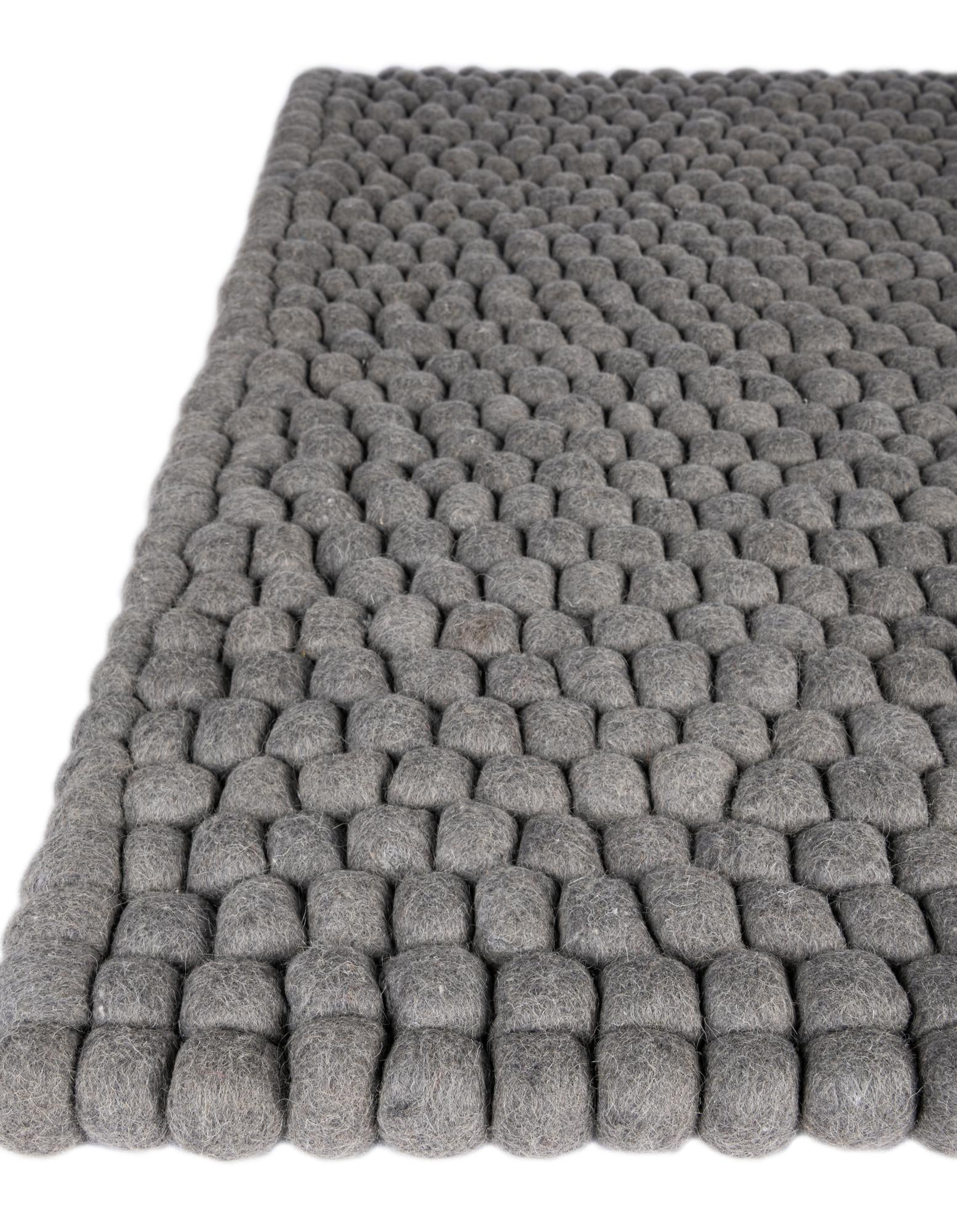 10' x 10' Felt Ball Wool Square Rug