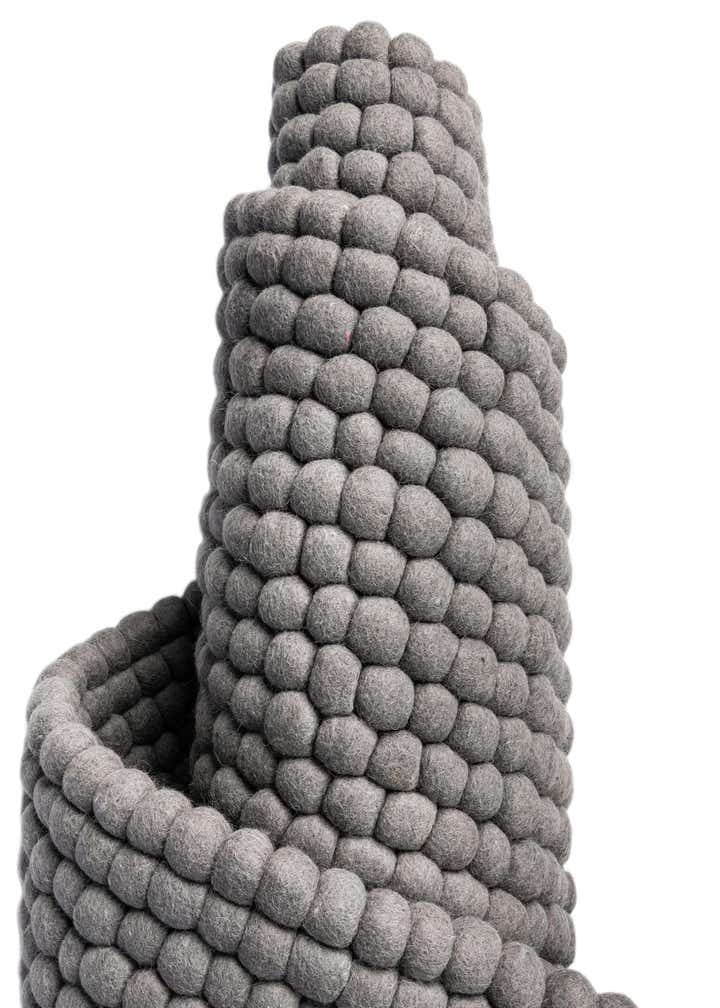 7' 10 x 7' 10 Felt Ball Wool Square Rug