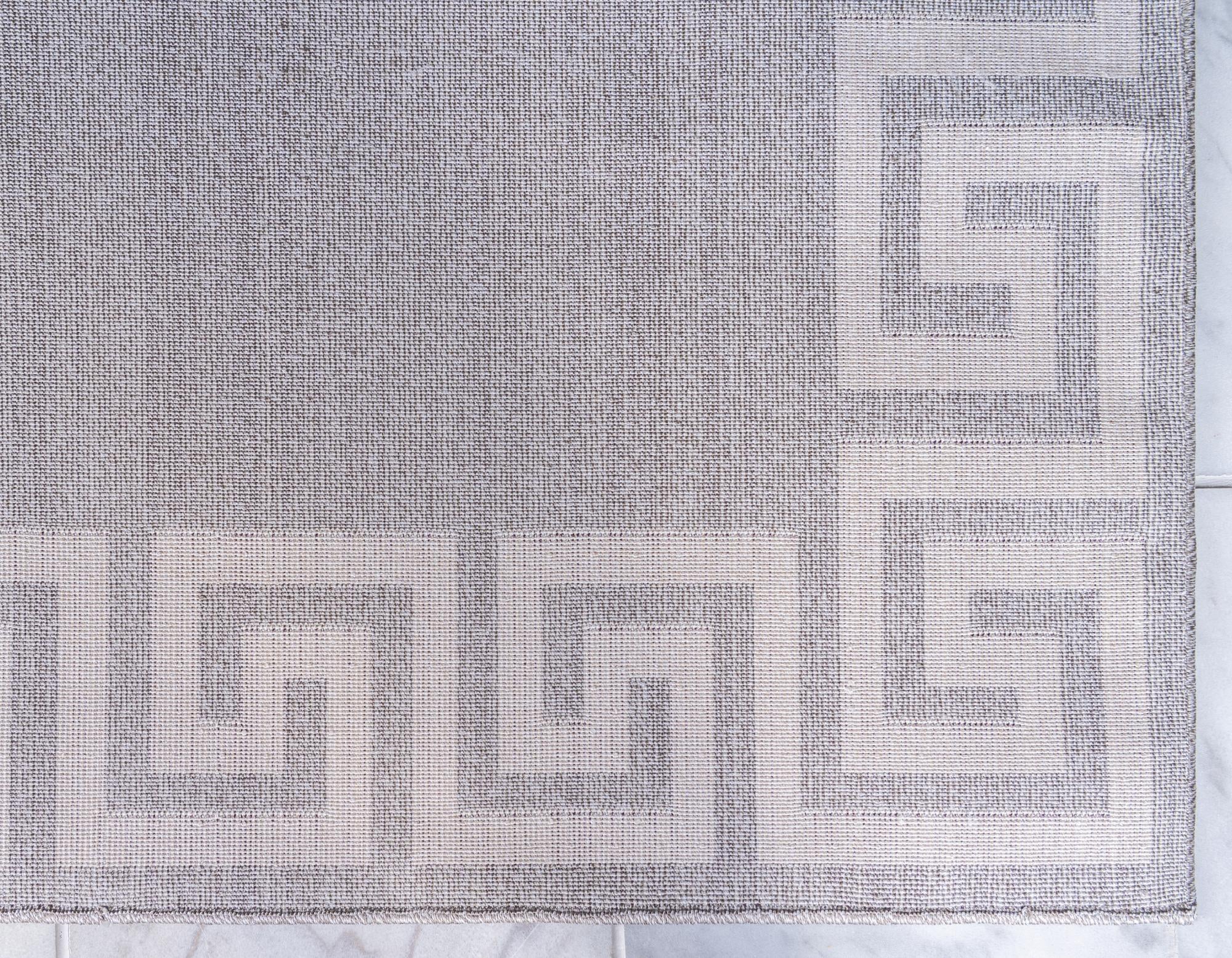 7' 10 x 7' 10 Greek Key Square Rug