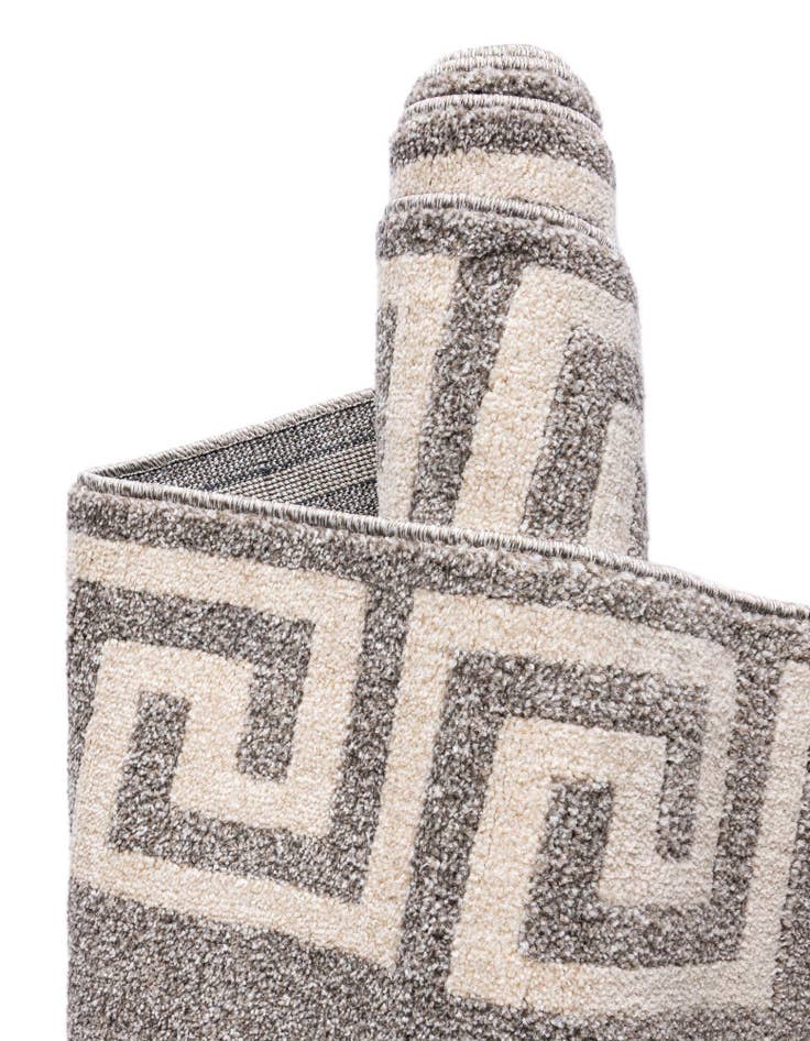 Detail image of 7' 10 x 7' 10 Greek Key Square Rug