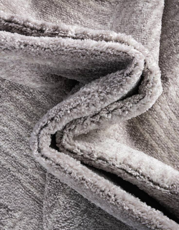 Detail image of 7' 10 x 7' 10 Hanahan Square Rug
